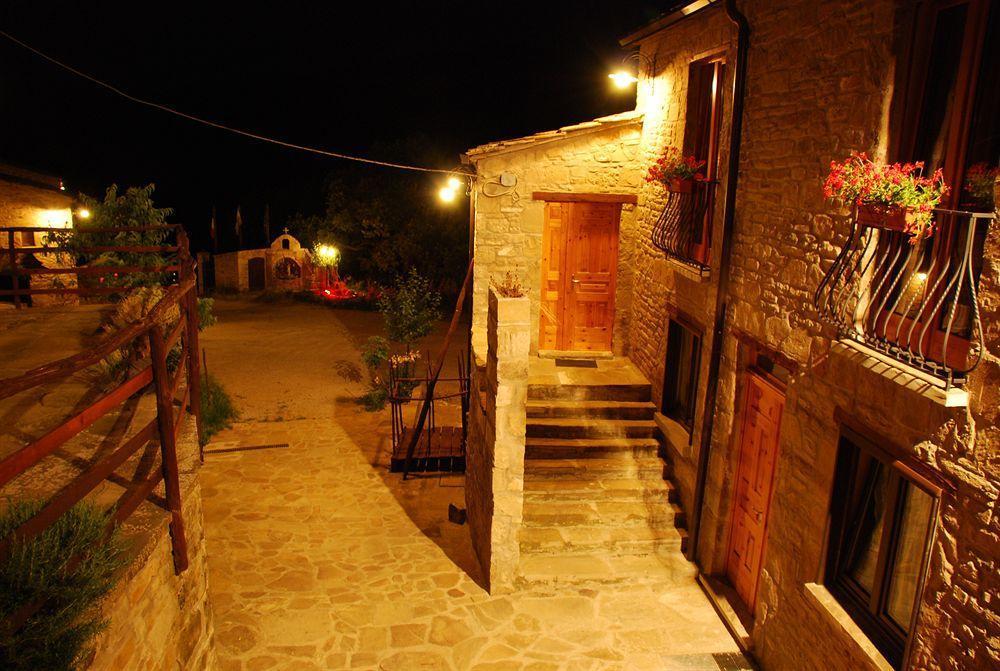 格罗塔戴尔隐士度假酒店 Albano di Lucania 外观 照片